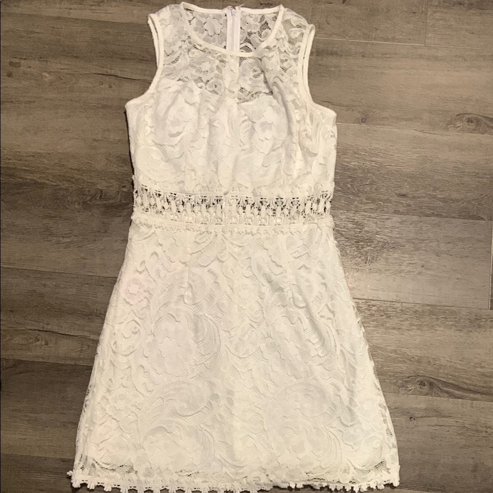 Elegant White Lace Dress